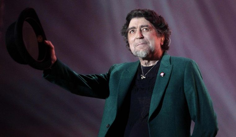 Sabina vendió más de 10 millones de discos.