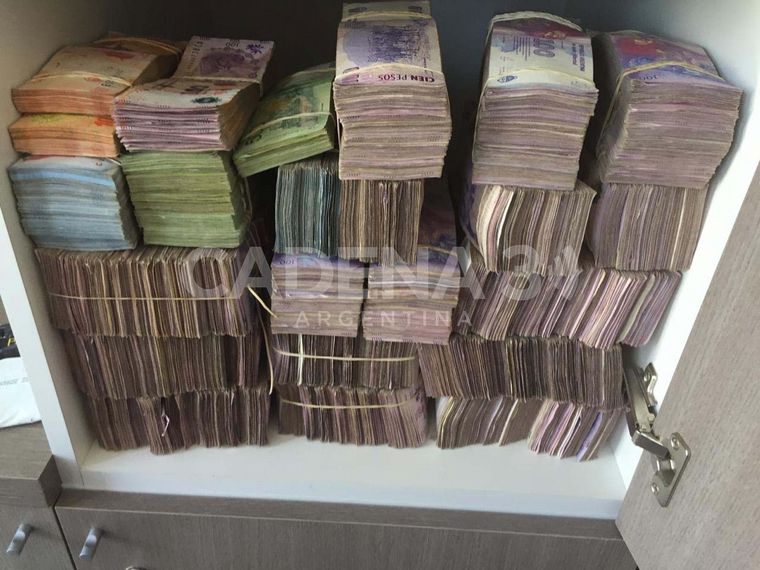 Financiera Ilega (Cadena 3)