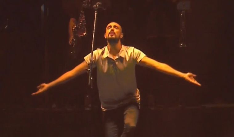 El artista emocionó con la flamante canción "Piedra libre".Foto de archivo