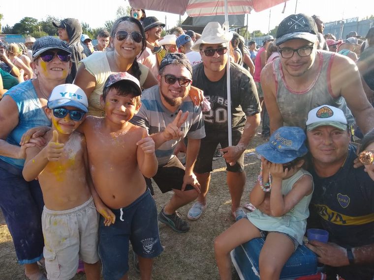 Casi 15 mil personas disfrutaron este sábado del “topamiento” del Camión de Germán.