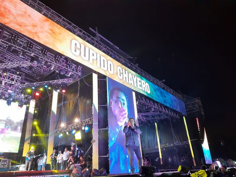 Las mejores imágenes de la última noche de fiesta chayera.