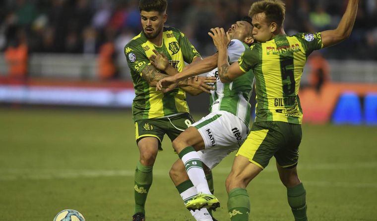 Resultado de imagen de aldosivi vencio a banfield