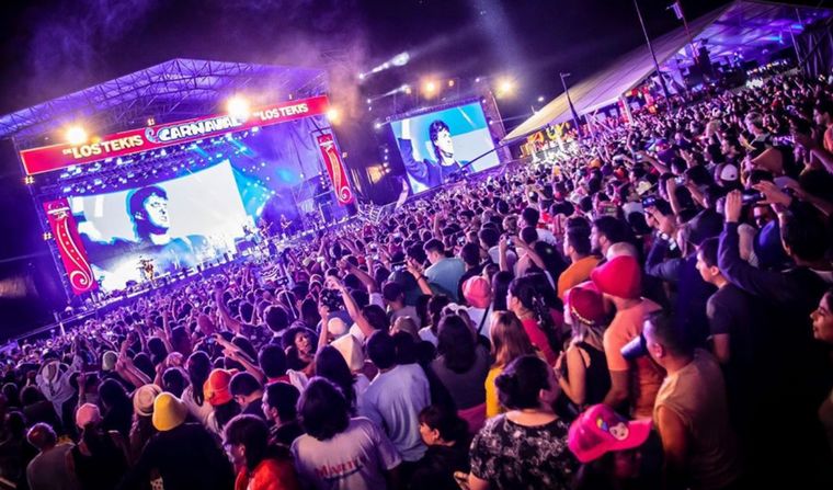 Última noche del Carnaval de Los Tekis en Jujuy.