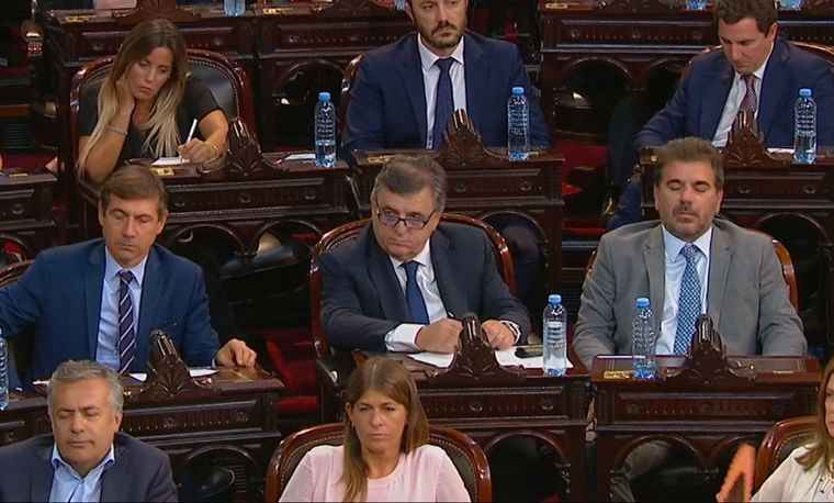 Mario Negri consideró que el presidente debe