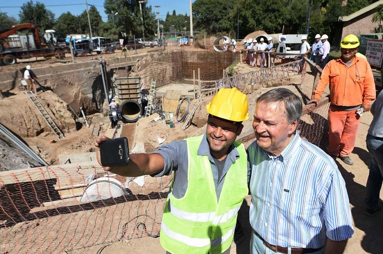 El gobernador Juan Schiaretti recorrió la obra.