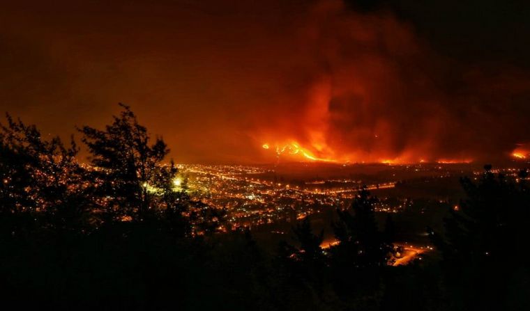 Incendio forestal en Esquel