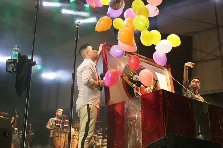 Los Caligaris y la Barra