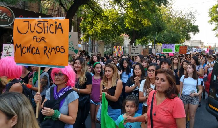 Marchas en San Luis por el 9M.