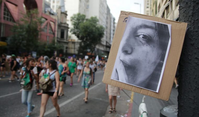 9M: En Córdoba marcharon desde Cañada hasta Yrigoyen por General Paz.