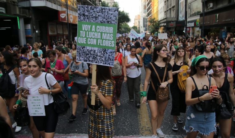 9M: En Córdoba marcharon desde Cañada hasta Yrigoyen por General Paz.
