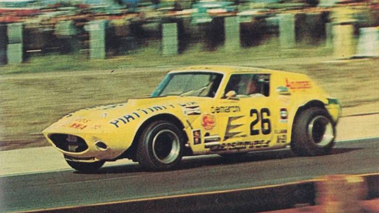 La inconfundible "Garrafa" de Andrea Vianini en el "Cabalén".