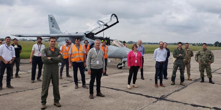 FAdeA entregó un nuevo avión Pampa III a Fuerza Aérea.
