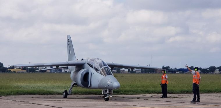 FAdeA entregó un nuevo avión Pampa III a Fuerza Aérea.