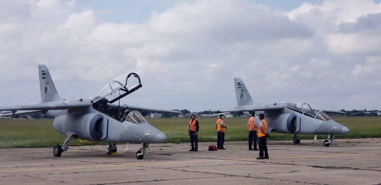 FOTO: FAdeA entregó un nuevo avión Pampa III a Fuerza Aérea.