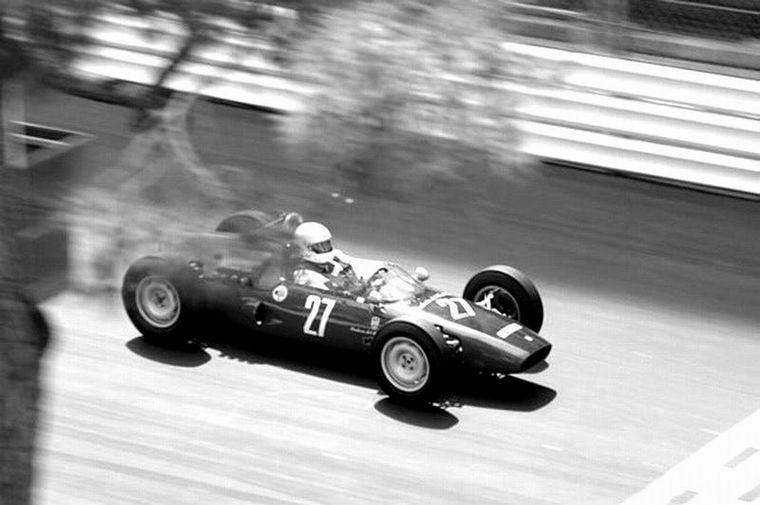 El De Tomaso - Alfa Romeo en Mónaco 