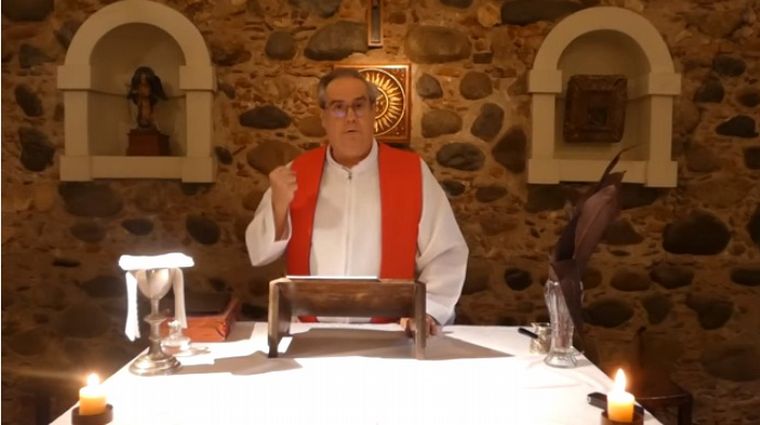El padre Ángel Rossi presidió la celebración.