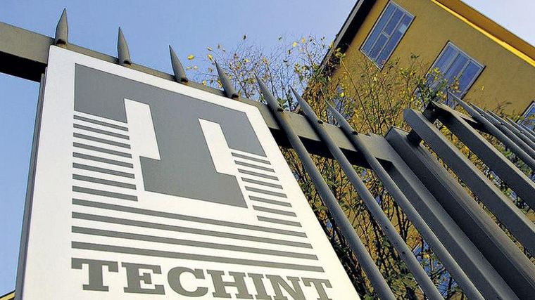 La constructora avanzó en los despidos.