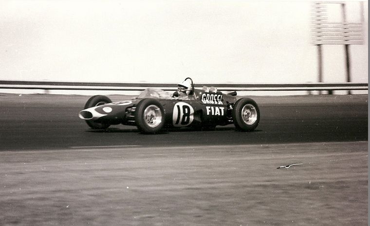 Con el De Tomaso Fiat enfrentó a autos mucho más potentes y logró finalizar 5° 