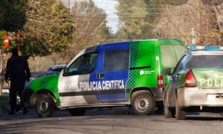 La policía llegó cuando los vecinos perseguían al hombre para lincharlo