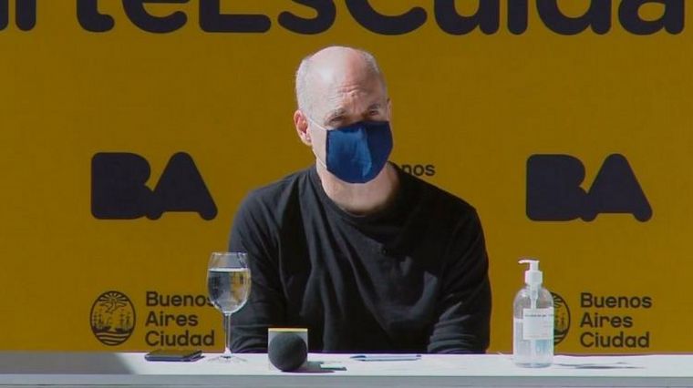 El jefe de Gobierno porteño explicó la medida con una carta pública en sus redes.