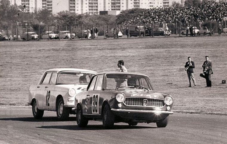En el Autódromo de Buenos Aires, luchando con un 404