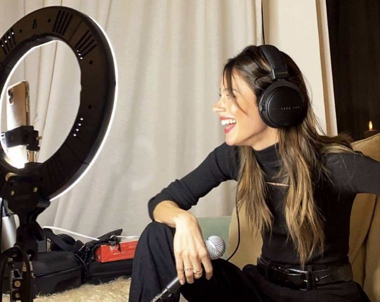 Tini ofreció un concierto por Instagram Live.