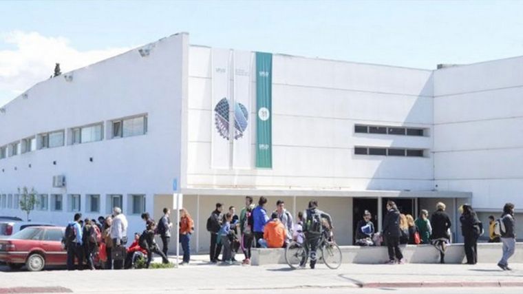 La universidad denunció a la justicia el hackeo.