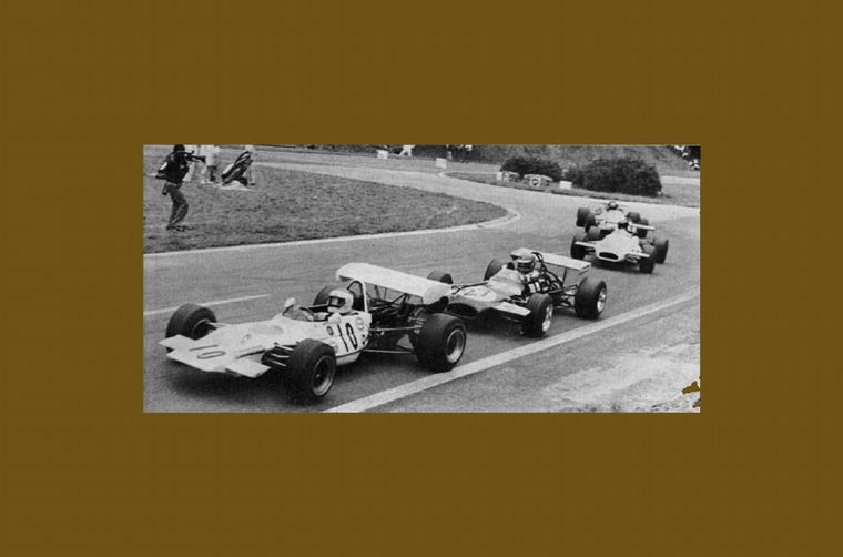 Ikuzawa con Lotus oficial, uno de los duros rivales de la F2 1970