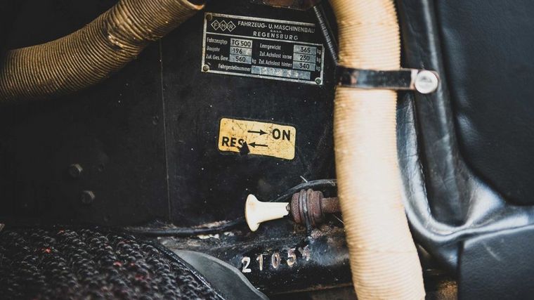 Lo fabricaba la "Fahrzeug- und Maschinenbau GmbH Regensburg"