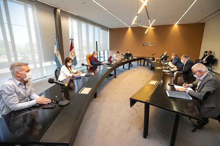 La decisión fue tomada en una reunión que presidió Schiaretti. 