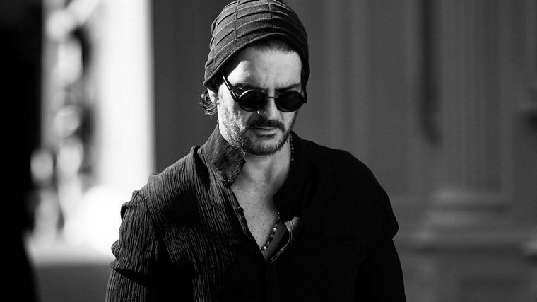 Ricardo Arjona estrenó el nuevo video musical de
