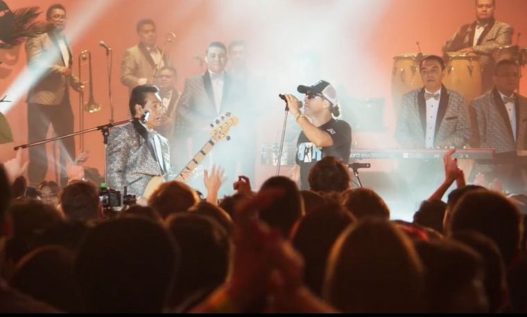 Los músicos renovaron un clásico de la banda mexicana (Foto:captura de pantalla)