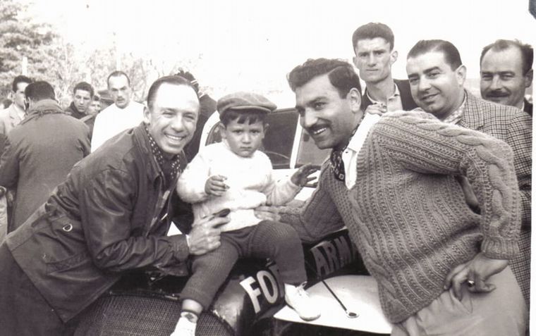 Con Oscarcito -el "Aguilucho"- Gálvez. ¿Quién es el niño?