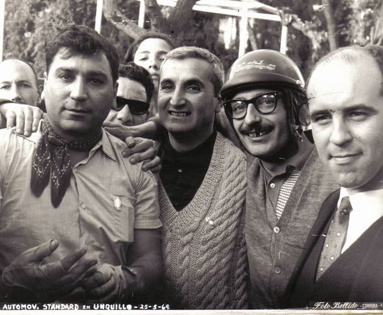 Todavía era piloto, con Cabalén en 1964 -foto del gran Bellido-