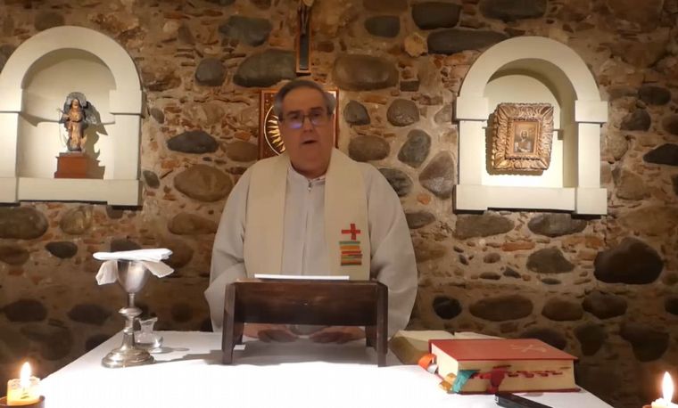 El padre Ángel Rossi presidió la celebración