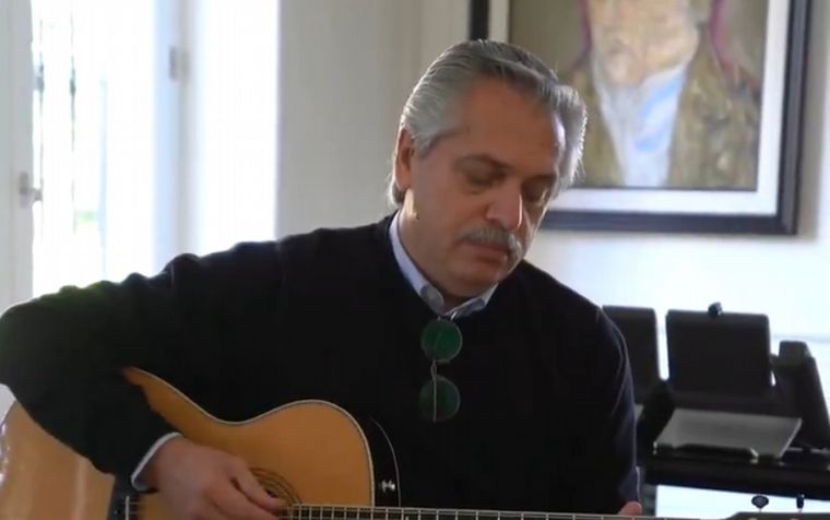 Alberto Fernández le envió un mensaje a los adolescentes.