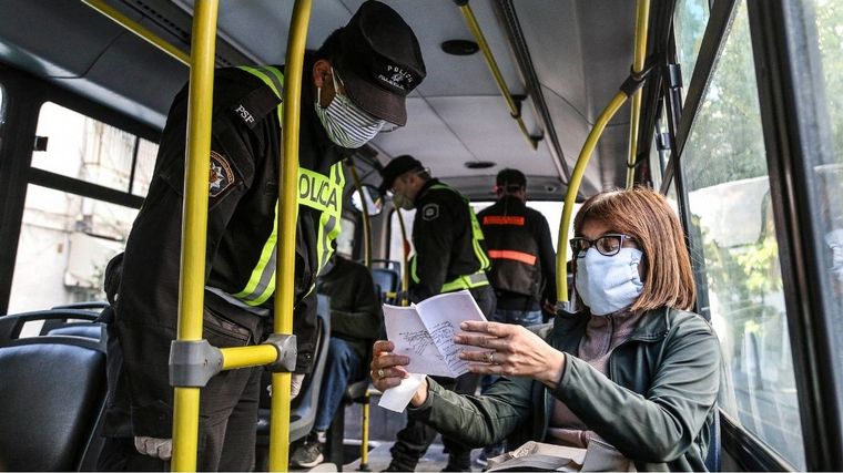 En Córdoba, el COE estudia un protocolo antes de la vuelta del servicio.
