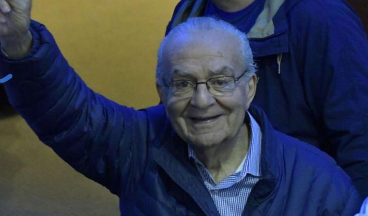 A sus 82 años murió el dirigente político Rafael Simonian.