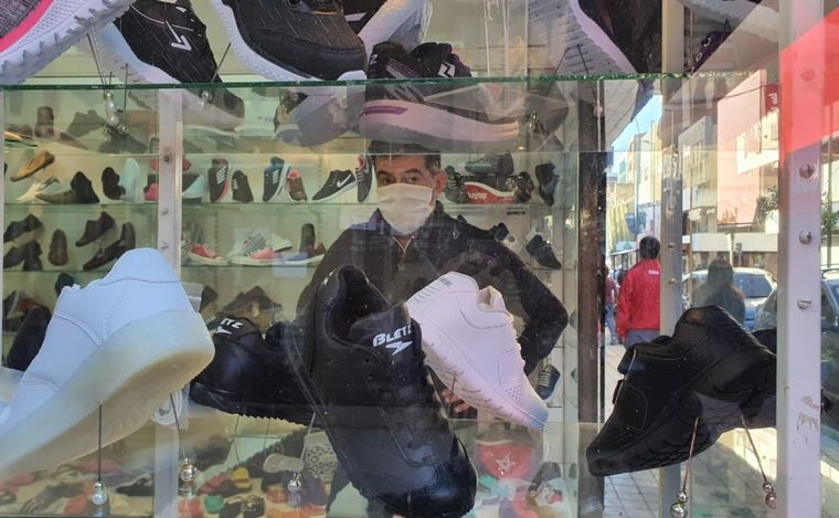 Amplían el horario comercial en Córdoba antes del Día del Padre.