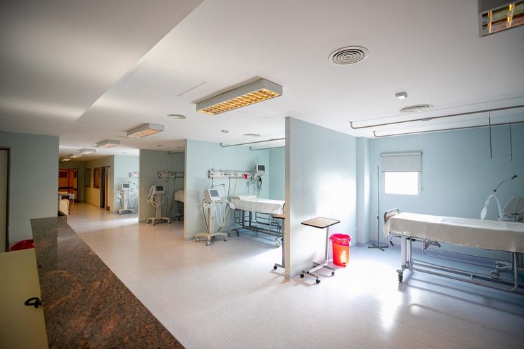 El 49% de los contagiados de coronavirus en Córdoba recibió el alta.