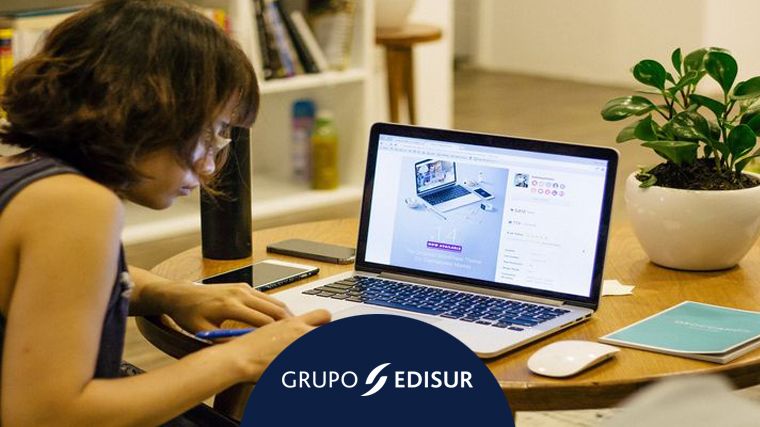 ¿Trabajando en casa? ¡Es momento de un escritorio en serio!