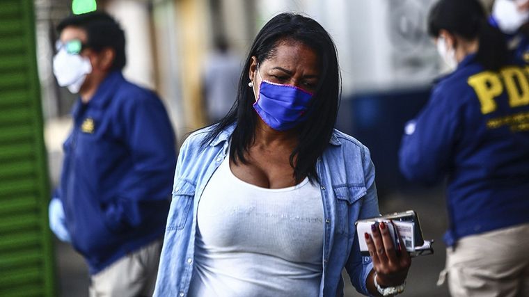 Hubo 2.502 nuevos casos de Covid-19 en Chile.