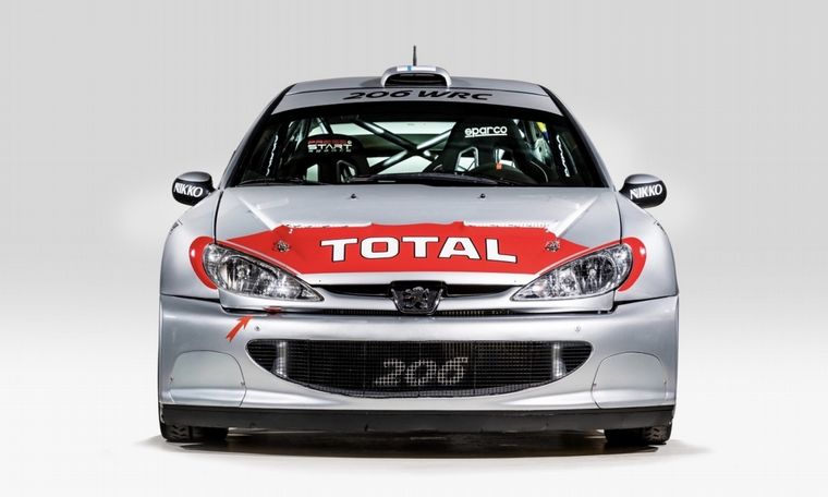 FOTO: El Peugeot 206 WRC marcó el regreso de la marca al campeonato mundial