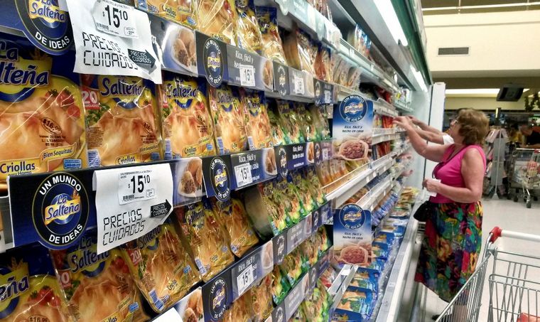 Una familia necesitó $56.459 para no ser pobre en enero