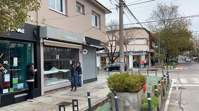 Comercios de Mar del Plata protestan y piden abrir