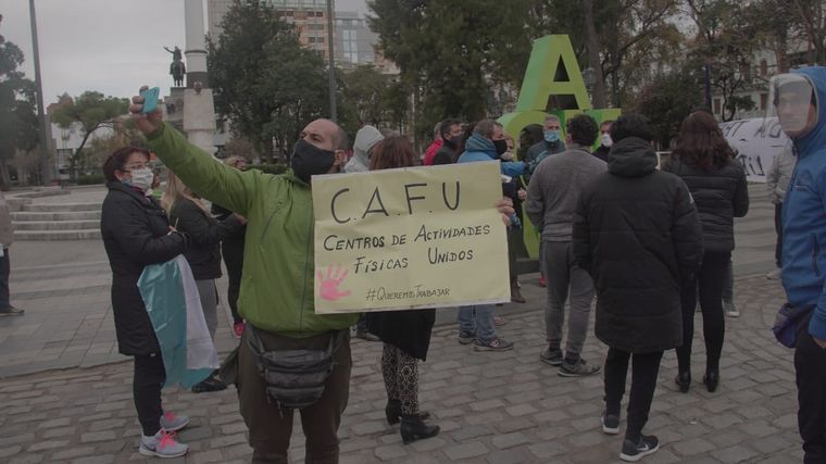 Comerciantes de Córdoba piden por la reapertura de negocios