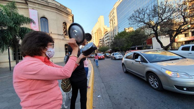 FOTO: Marcha en contra de las imputaciones de médicos en Córdoba