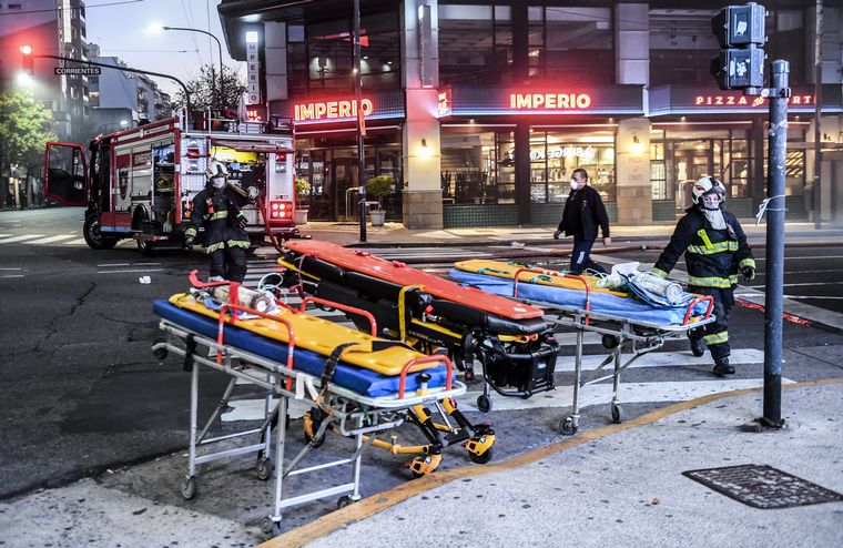 Al menos doce heridos por explosiones e incendio en un edificio de Villa Crespo