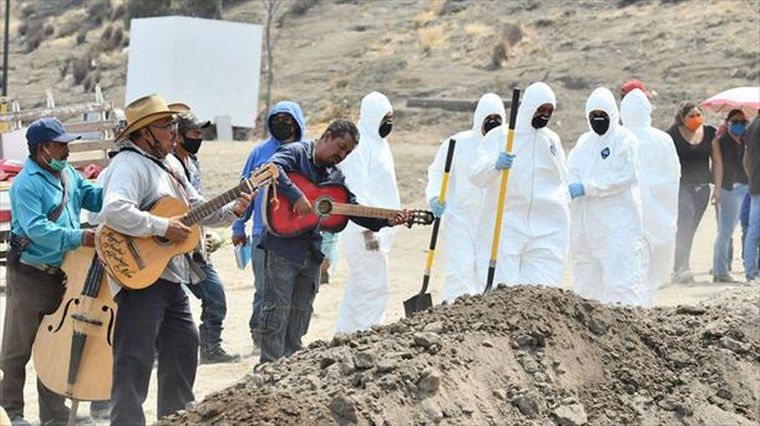 Crece el número de muertos por coronavirus en México.