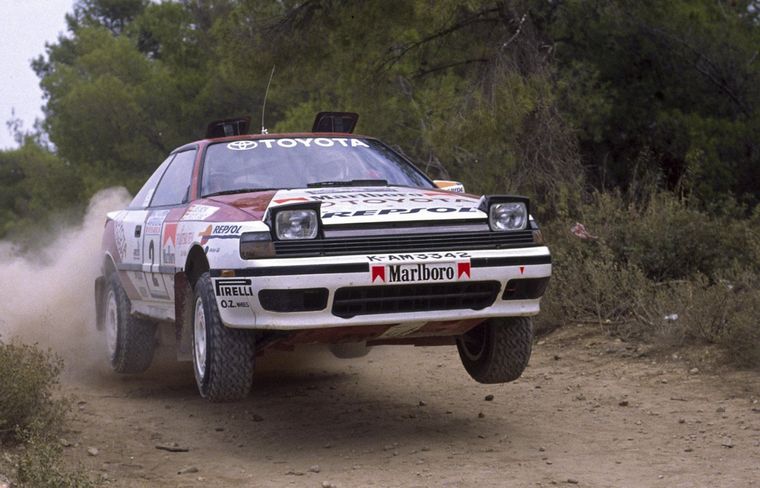 Carlos Sainz y su primera victoria mundial en el Rally Acrópolis 1990